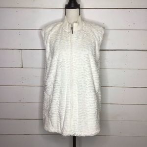 Alfred Dunner Knit Vest White Women's Plus 24W